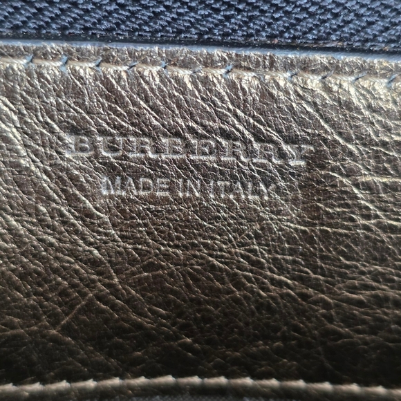 Burberry Meatllic Bronze Gold Check Iconic Tablet/Ipad Case Plaid - Picture 11 of 17